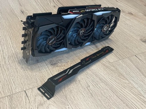 Zdjęcie oferty: MSI rtx 2070 super Gaming X Trio