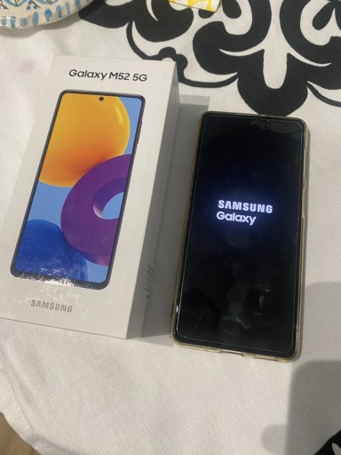 Zdjęcie oferty: Samsung Galaxy M52 5G 6 GB 128Gb czarny