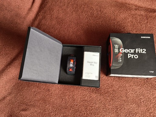 Zdjęcie oferty: Smartwatch Samsung Gear Fit 2 pro czerwony 
