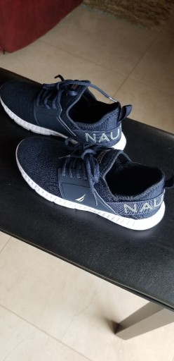 Zdjęcie oferty: Buty sportowe Nautica rozm EUR 34