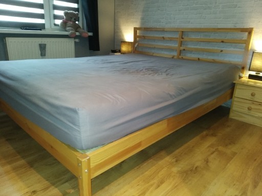 Zdjęcie oferty: Łóżko 160x200 + 2 x szafka nocna + 2 x stelaż