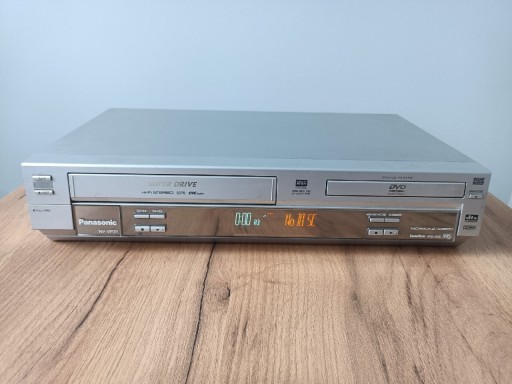 Zdjęcie oferty: Odtwarzacz Panasonic NV-VP31