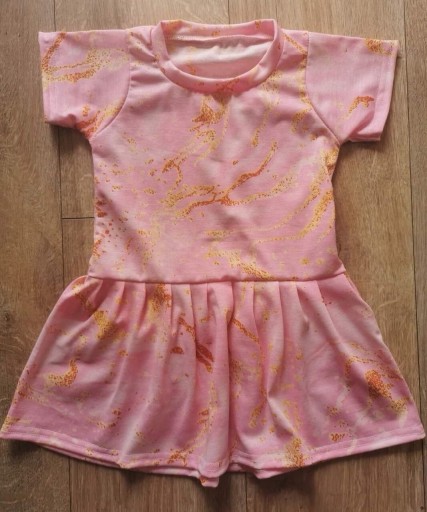 Zdjęcie oferty: Sukienka różowa r. 104