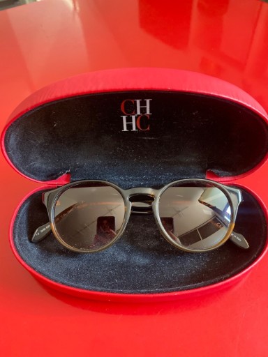 Zdjęcie oferty: Okulary przeciwsłoneczne Carolina Herrera 