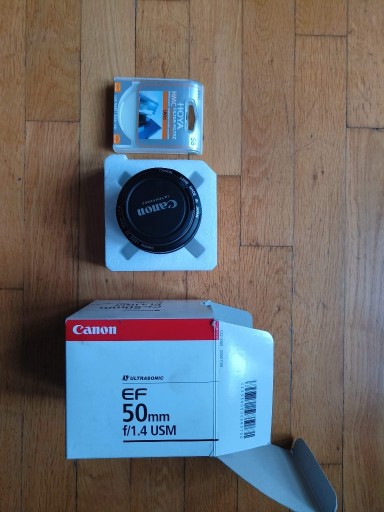 Zdjęcie oferty: Obiektyw Canon 50mm f/1.4 USM + filtr gratis