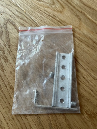 Zdjęcie oferty: Nowodvorski 10171 Lighting LVM TRACK BUCKLE  CONNECTOR Niekompletne!