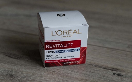 Zdjęcie oferty: Krem przeciwstarzeniowy do twarzy L'Oréal noc 50ml
