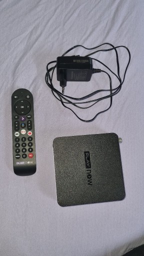Zdjęcie oferty: Play Now TV Box 1 Sagecom CS 50001 Android TV