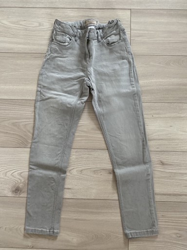 Zdjęcie oferty: Next spodnie jeansowe r.152