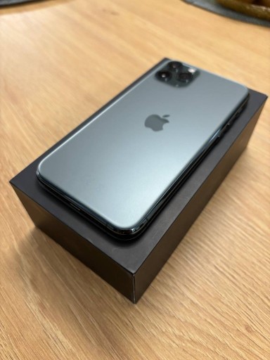 Zdjęcie oferty: Sprzedam iPhone 11 Pro 64GB Midnight Green