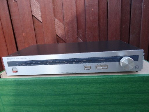 Zdjęcie oferty: Tuner radiowy LUXMAN  T-210L