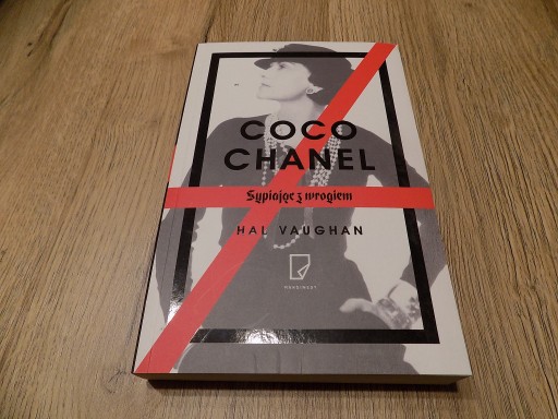 Zdjęcie oferty: Coco Chanel Hal Vaughan