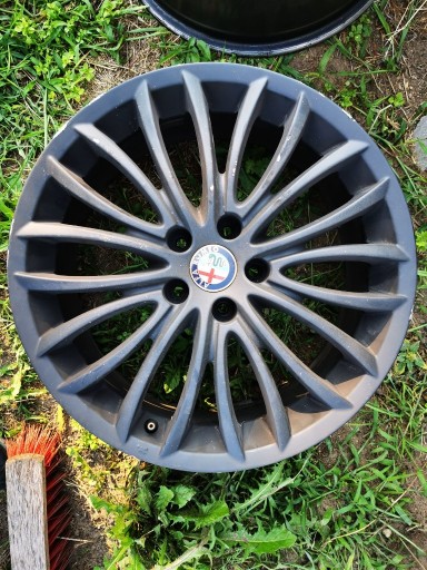 Zdjęcie oferty: Felgi Alfa Romeo Giulietta 159 Brera 7,5x18 5x110 