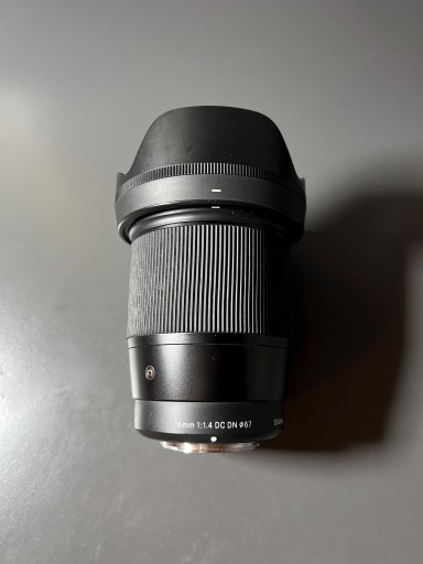 Zdjęcie oferty: Obiektyw Sigma C 16mm f/1.4 DC DN Okazja! 