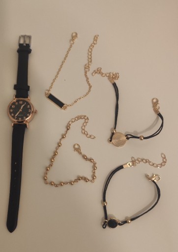 Zdjęcie oferty: NOWY!!! Damski zegarek klasyczny Quartz + 4 branso