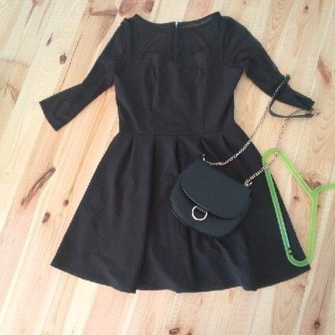 Zdjęcie oferty: sukienka mała czarna elegancka 38/40