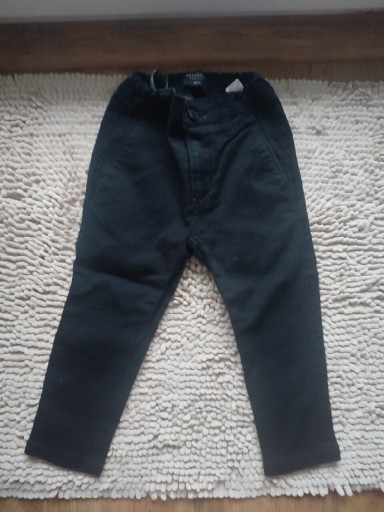 Zdjęcie oferty: Spodnie czarne  Reserved rozmiar 98