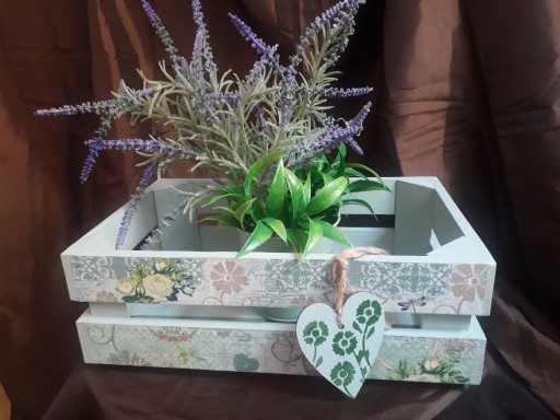 Zdjęcie oferty: Skrzynka drewniana na kwiaty, dekoracja, prezent