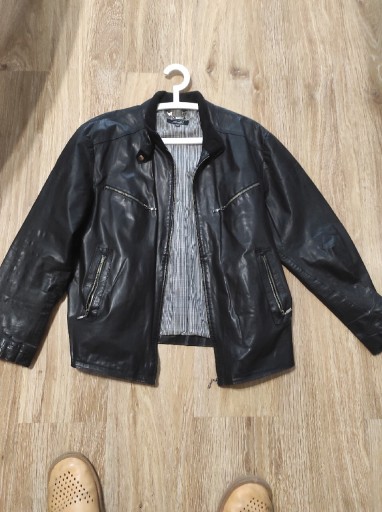 Zdjęcie oferty: Kurtka skórzana włoskiej firmy Froccella