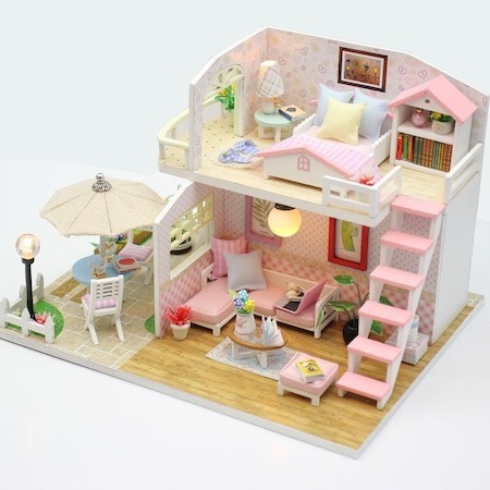 Zdjęcie oferty: Model mini domku LED Pink Loft 3D puzzle