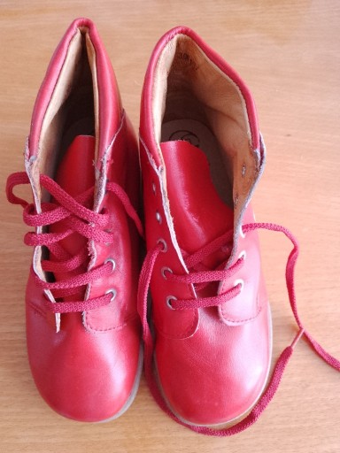 Zdjęcie oferty: Buty dziecięce NOWE, skórzane,wkł.17,5cm