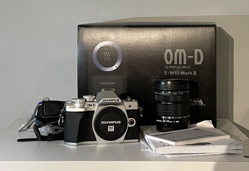 Zdjęcie oferty: Olympus OM-D Model E-M10 Mark III + M.ZUIKO 12-45m