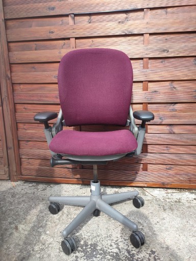 Zdjęcie oferty: Krzesło Steelcase Leap biurowe obrotowe