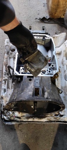 Zdjęcie oferty: uszkodzona automatyczna skrzynia do mercedesa w21 