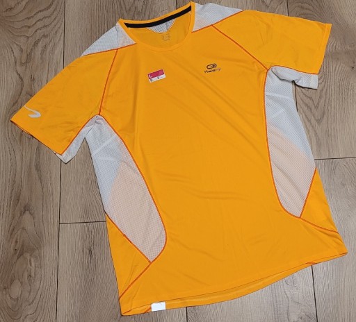 Zdjęcie oferty: KALENJI Koszulka Do Biegania roz. L - NOWA