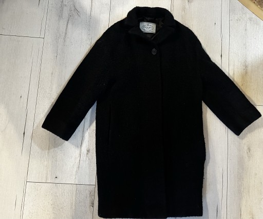Zdjęcie oferty: Płaszcz prada czarny S 36 klasyczny elegancki