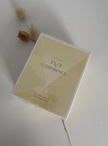 Zdjęcie oferty: Woda perfumowana.Avon Eve Confidence