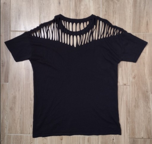 Zdjęcie oferty: T-shirt czarny z siatką, rozmiar M/L