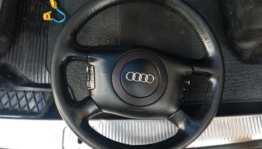 Zdjęcie oferty: KIEROWNICA multi +airbag multifunkcyjna Audi A6 C5