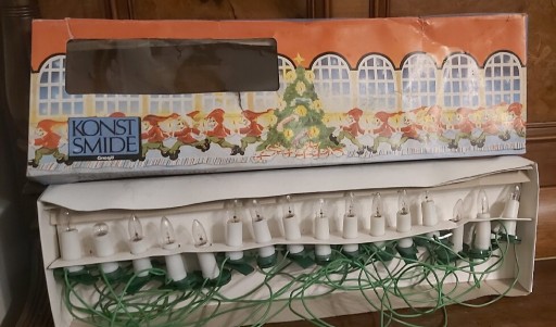 Zdjęcie oferty: Vintage-Lampki z importu w okresie PRL- lata 80-te.-16 punktów 