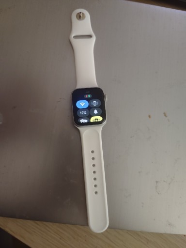 Zdjęcie oferty: Apple Watch SE 40mm biały