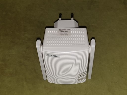 Zdjęcie oferty: Wzmacniacz sygnału WiFi Tenda A15 2,4/5GHz AC750 - repeater WiFi