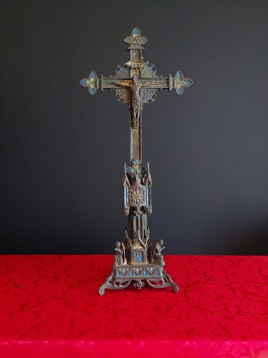 Zdjęcie oferty: Stary krzyż 57 cm neogotyk brąz 
