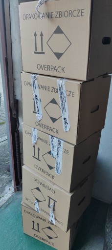 Zdjęcie oferty: Boxy ubran do dalszej sprzedaży 