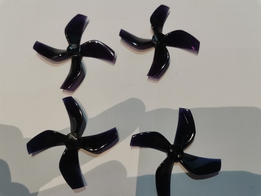 Zdjęcie oferty: Śmigła 51mm 2020  4-łopatowe, DRON FPV 2xCCW 2xCW 
