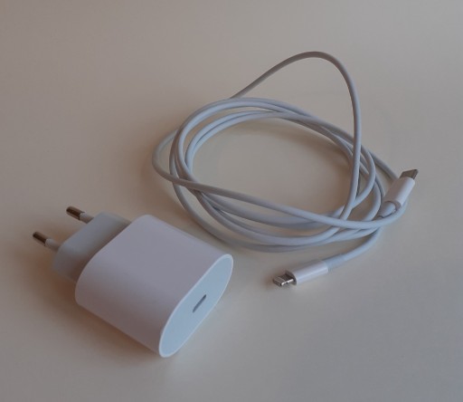 Zdjęcie oferty: Ładowarka iphone, USB C do Apple, kabel 2M, 20W