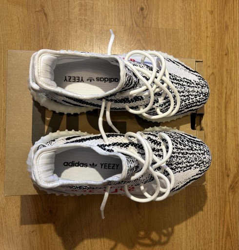 Zdjęcie oferty: Adidas Yeezy 350 v2