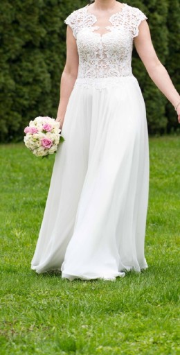 Zdjęcie oferty: Piękna suknia ślubna, muślin 36/38 ivory z welonem