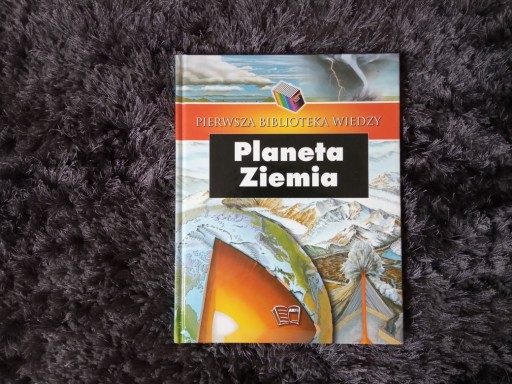 Zdjęcie oferty: Pierwsza bilblioteka wiedzy Planeta Ziemia