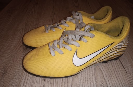 Zdjęcie oferty: Nike Mercurial lanki  r.33 buty piłkarskie halówki