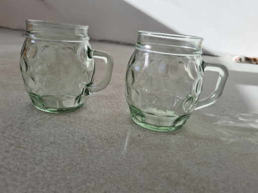 Zdjęcie oferty: 2 zielone kufle do piwa kubki szkło zestaw unikat