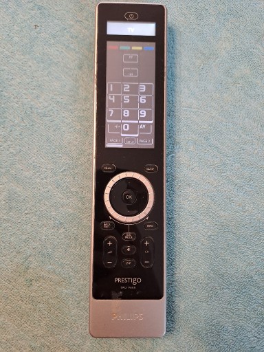 Zdjęcie oferty: Pilot uniwersalny Philips Prestigo SRU0600/10