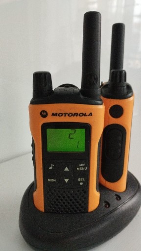 Zdjęcie oferty: KRÓTKOFALÓWKI MOTOROLA T80