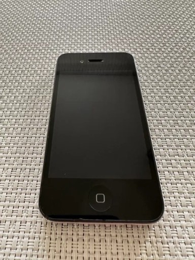 Zdjęcie oferty: IPhone 4 czarny 8GB stan bardzo dobry