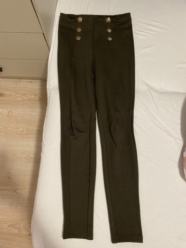 Zdjęcie oferty: Zielone spodnie z guzikami Zara