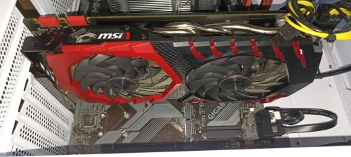 Zdjęcie oferty: Karta graficzna MSI GeForce GTX 1070 8gb gddr5 